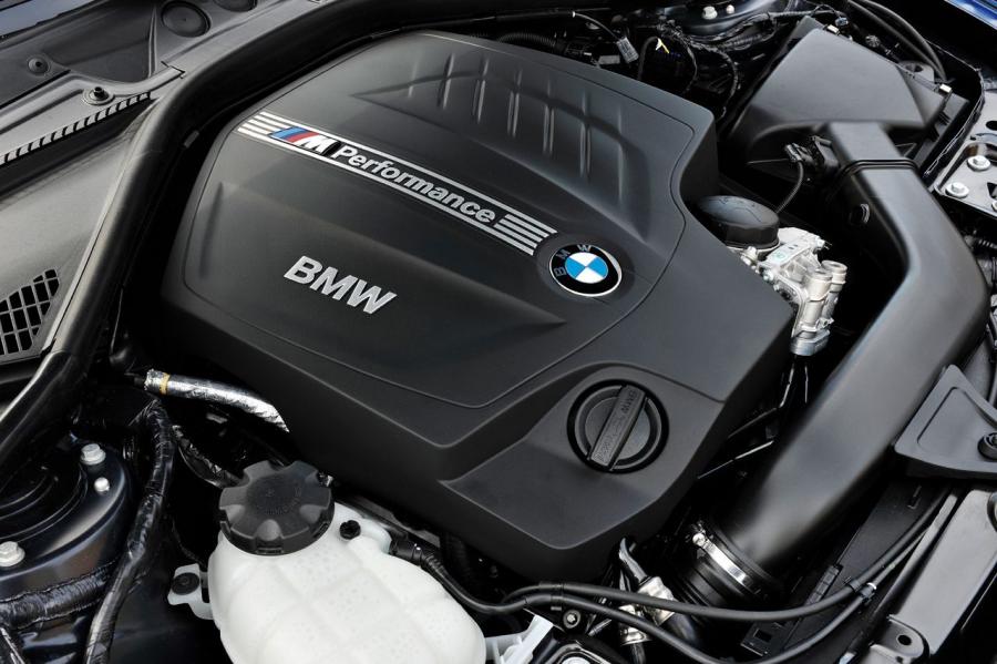  BMW 1-Series 2013 года  (фото 11 из 42)